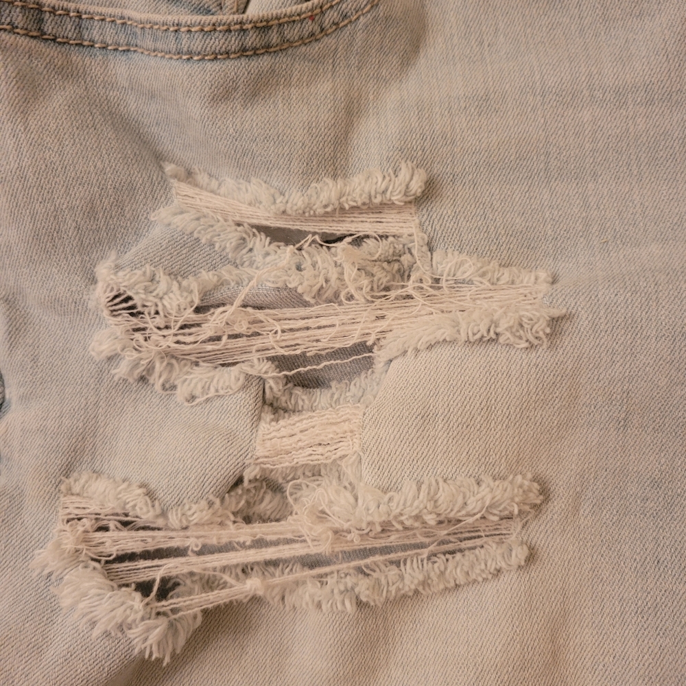 Bluespice distress shorts - Picture 4 of 6